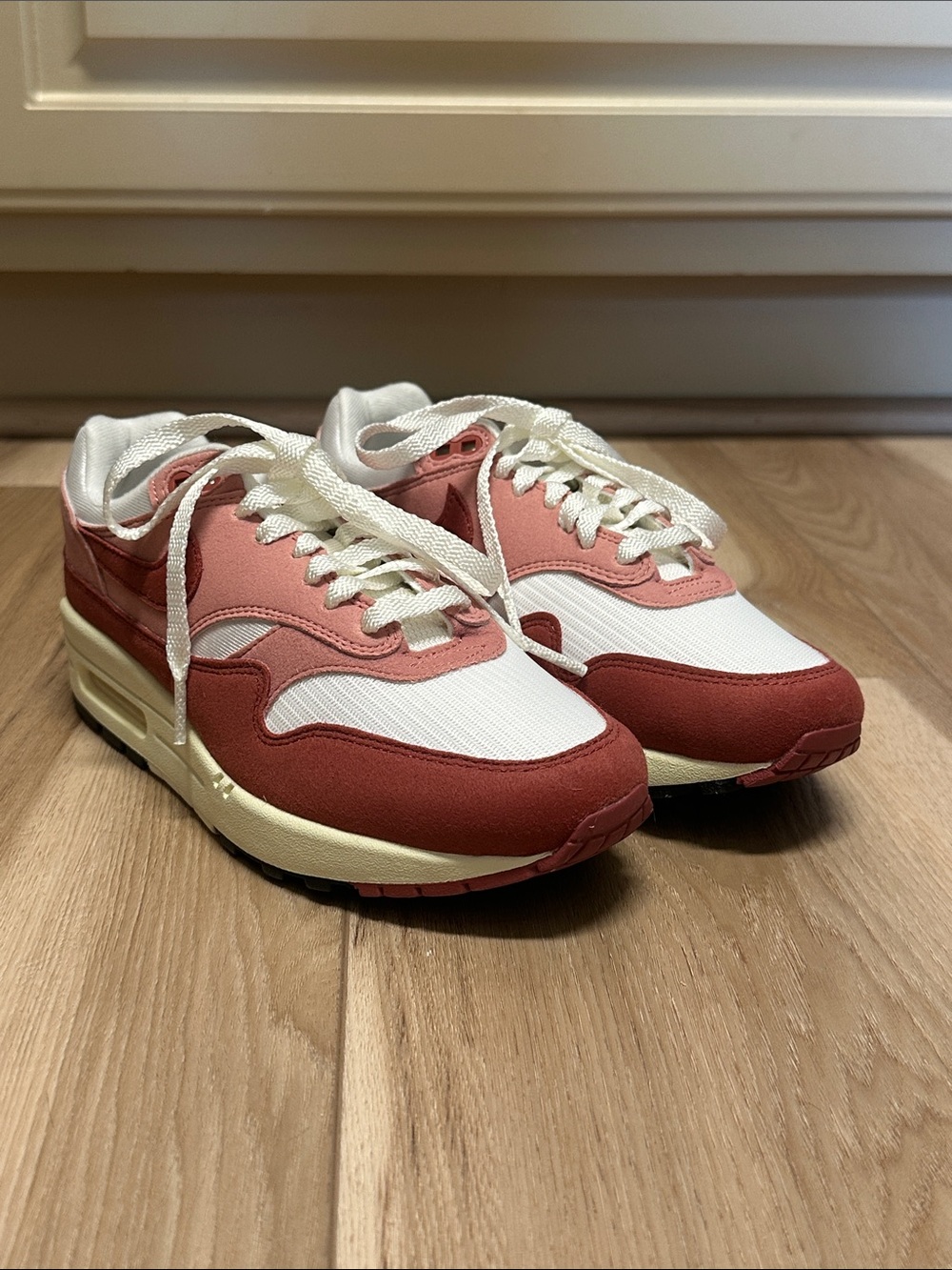 Nike Air Max 1 Red Stardust Women's Size 7.5 NWT Brand New